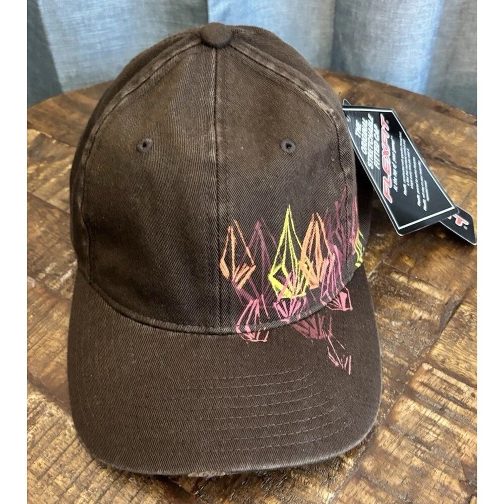 VOLCOM hat flexfit fitted brown Distressed Baseball cap Size Xsmall